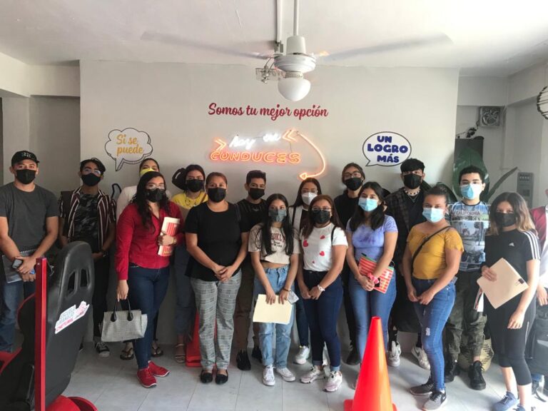 28628 escuela de manejo chetumal 768x576