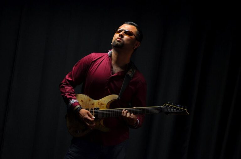 28875 clases de guitarra gdl 768x509