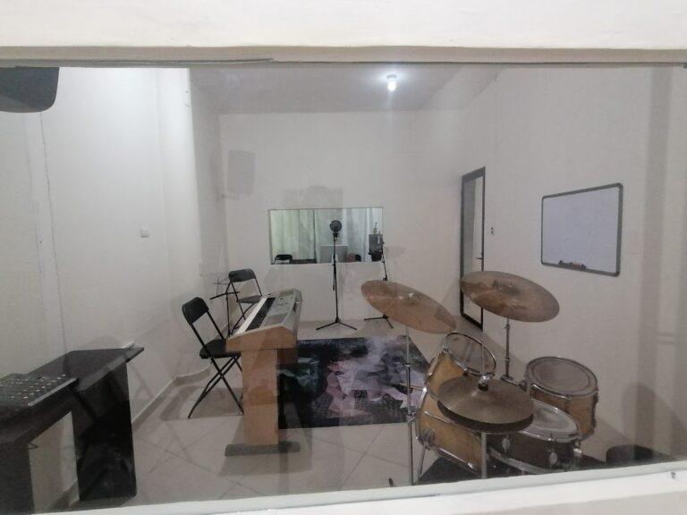 29118 meda 8211 escuela de artes 768x576