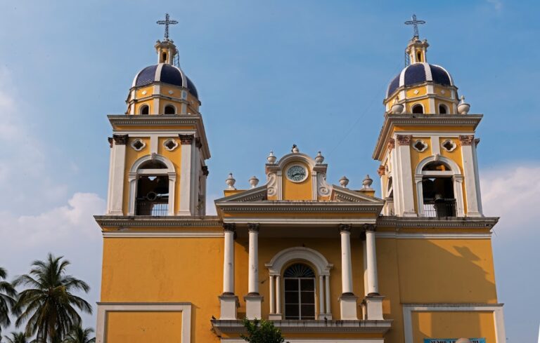 30686 concierge plaza la villa 768x489