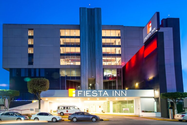30785 fiesta inn tlalnepantla 768x512