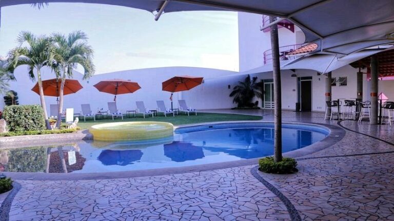 30865 hotel magico inn 768x431