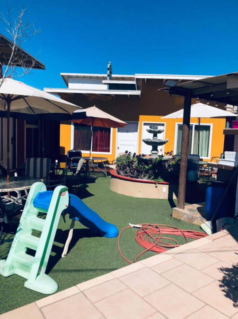 31036 hostal todos santos 768x1026