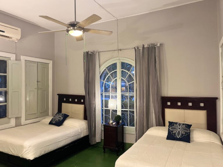 31315 hostal casablanca 768x576