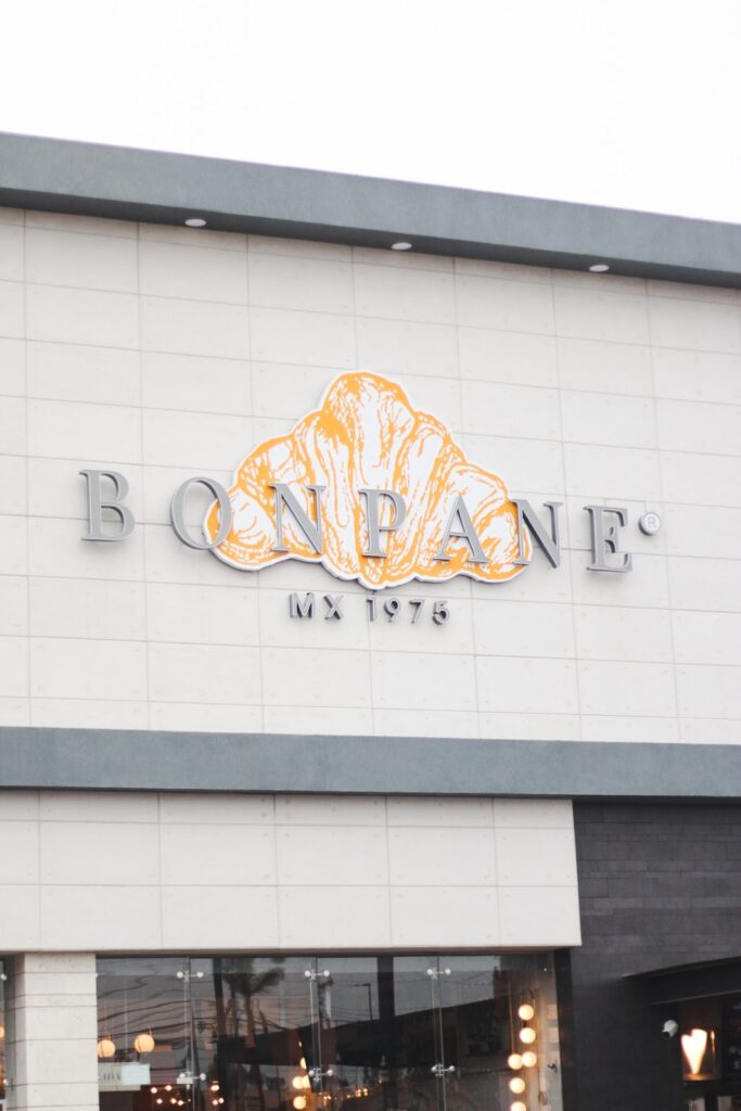 33167 esperanza 683x1024