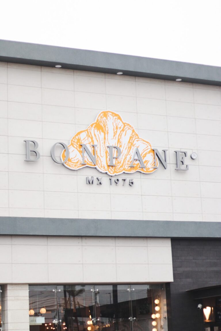 33167 esperanza 768x1152