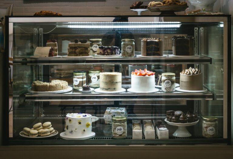 33199 lali pasteles 768x523