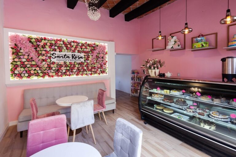 33280 santa rosa cafeteria y reposteria 768x512