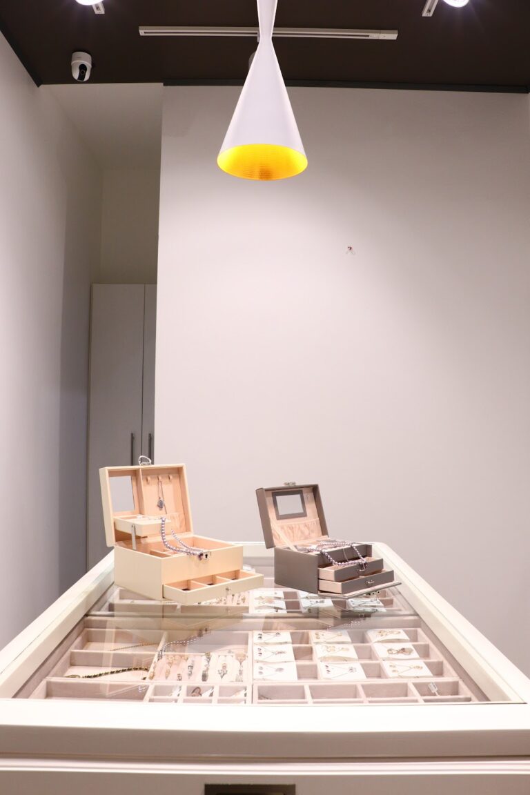 33535 joyeria dera 768x1152