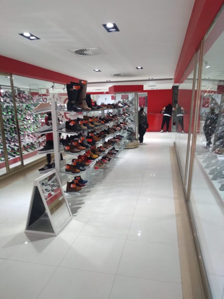 33715 zapateria fratello 768x1024