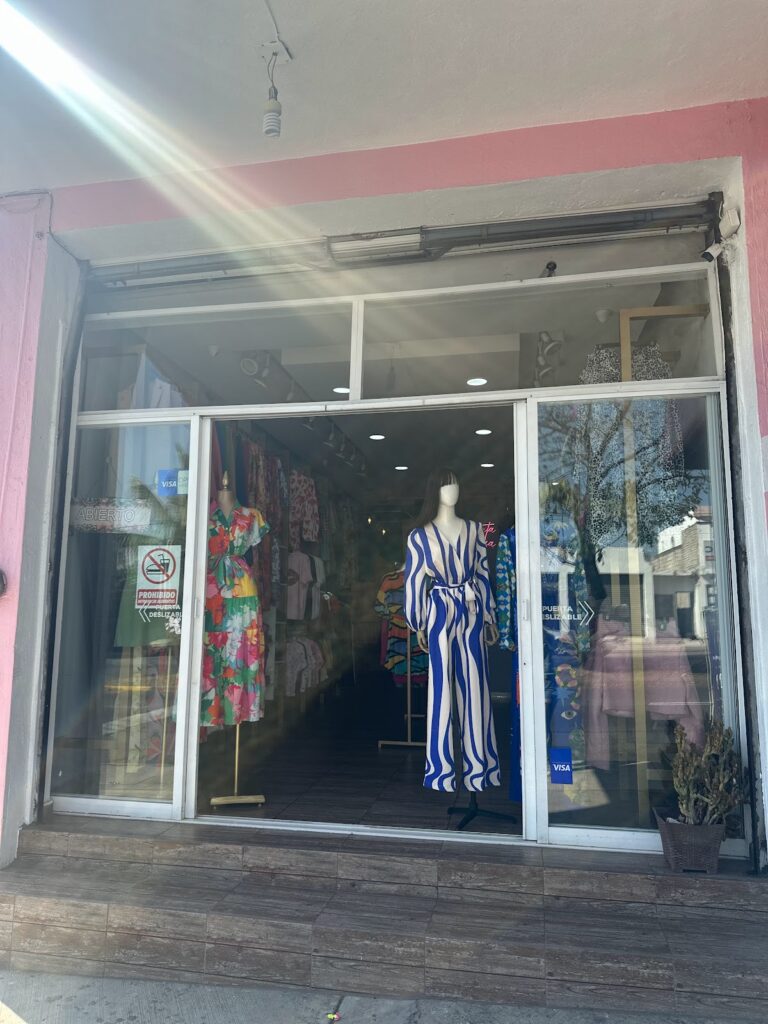 34130 km boutique 768x1024