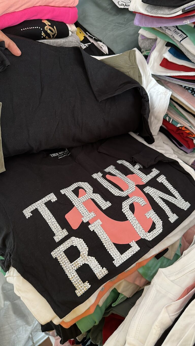 34303 outlet marcas de prestigio 768x1365