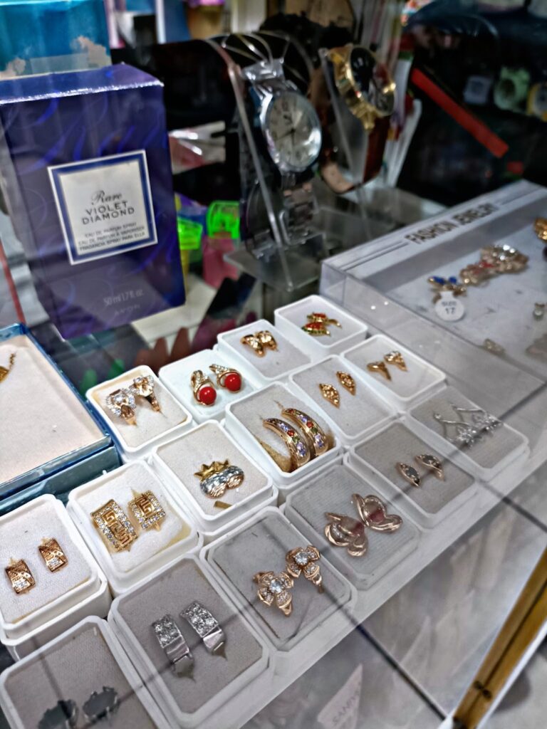 34969 magic gifts sorpresas 768x1024