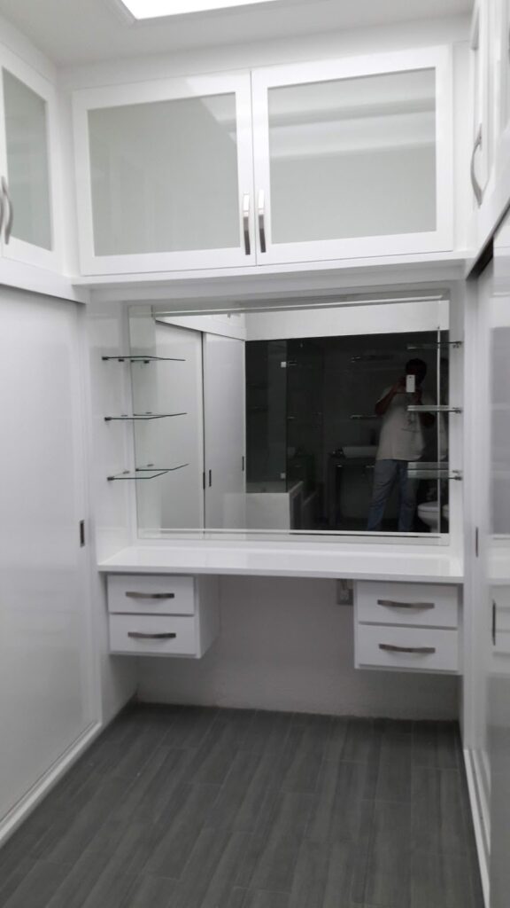 35369 carpinteria y ebanisteria morales 576x1024