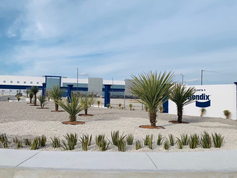 36624 jardineria industrial la pradera 768x576