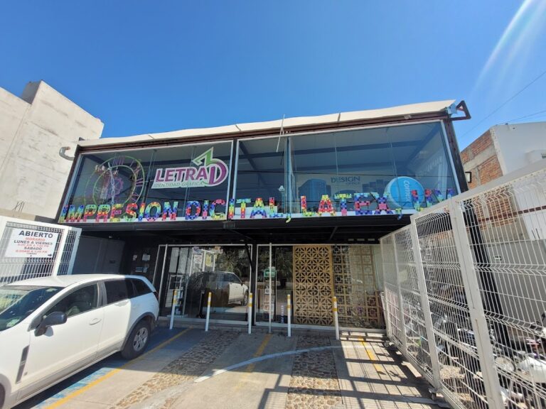 38195 letra 3d mas 768x576