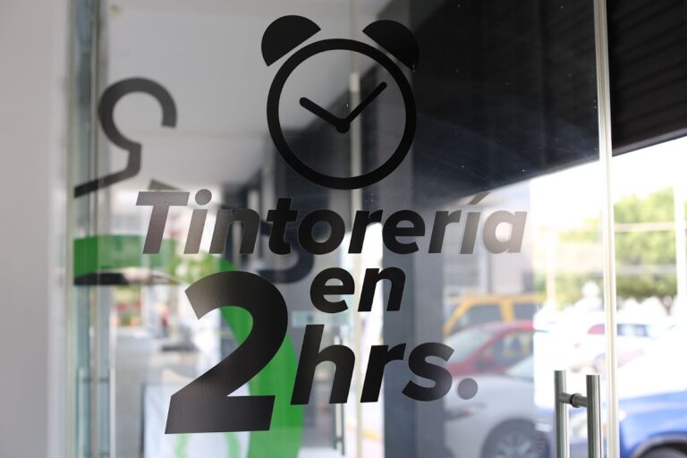 38948 tintoreria premium one price cleaners 768x512