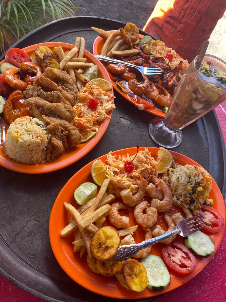 4013 restaurante y bar las delicias 768x1024