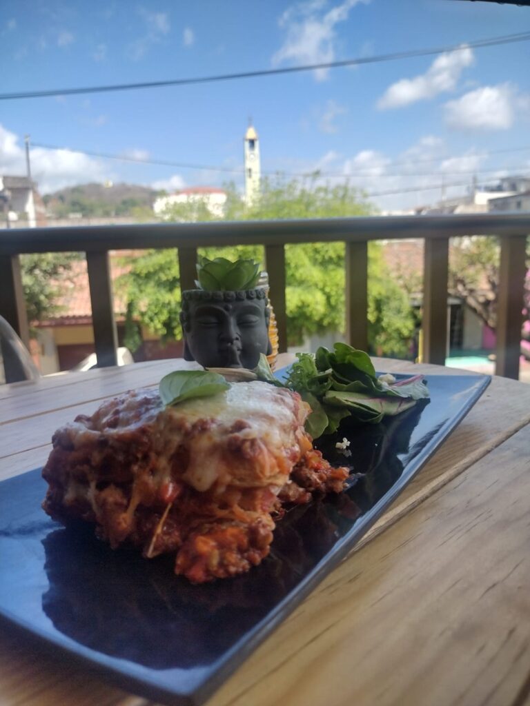 5781 cafe jardin cafeteria y brunch 768x1024