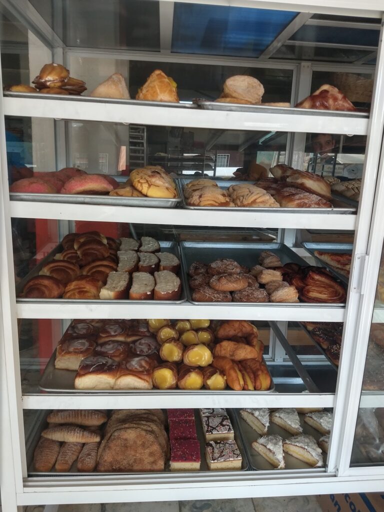6005 panaderia don carlos 768x1024