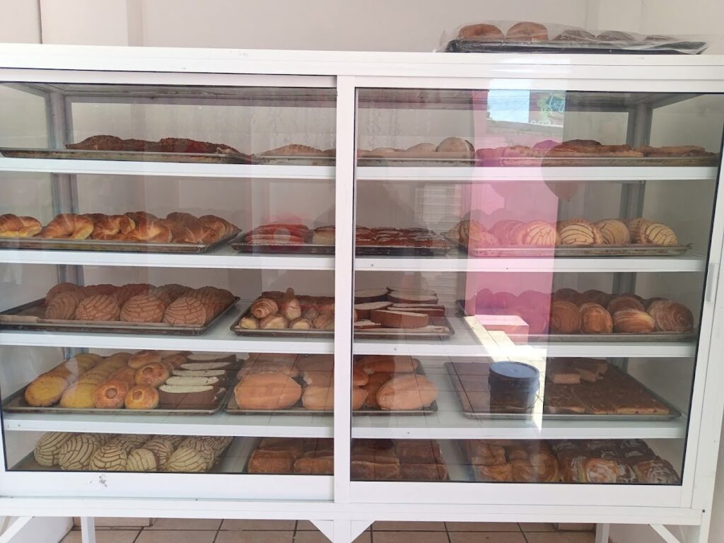 6052 panaderia y pasteleria jireh 1024x768