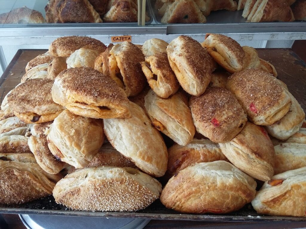 6202 empanadas comala 1024x768