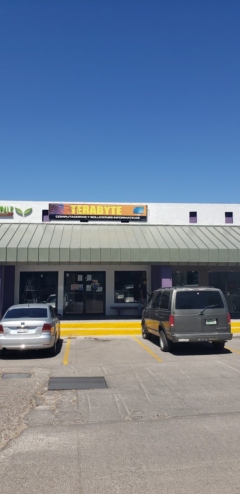 9238 terabyte computadoras y soluciones informaticas 768x1579