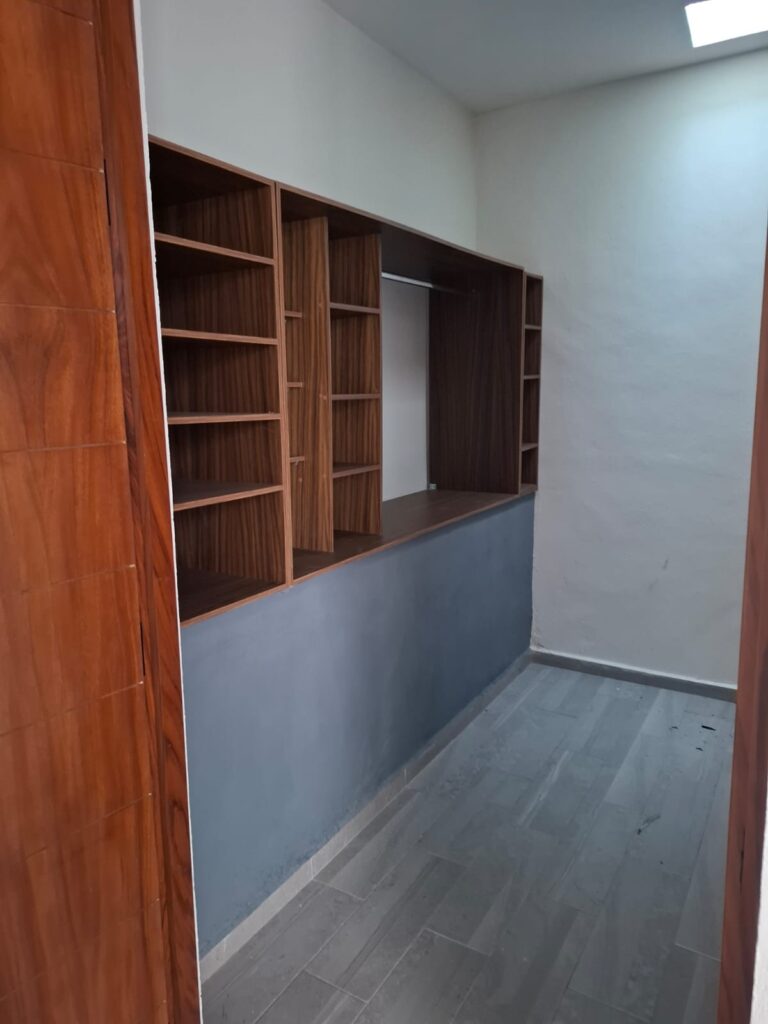 5ff00852 41bf 423c 8d7b 5556d15dfe54 768x1024