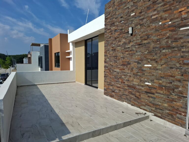 8aecf983 45d3 4c06 8658 3d6c729ac130 768x576