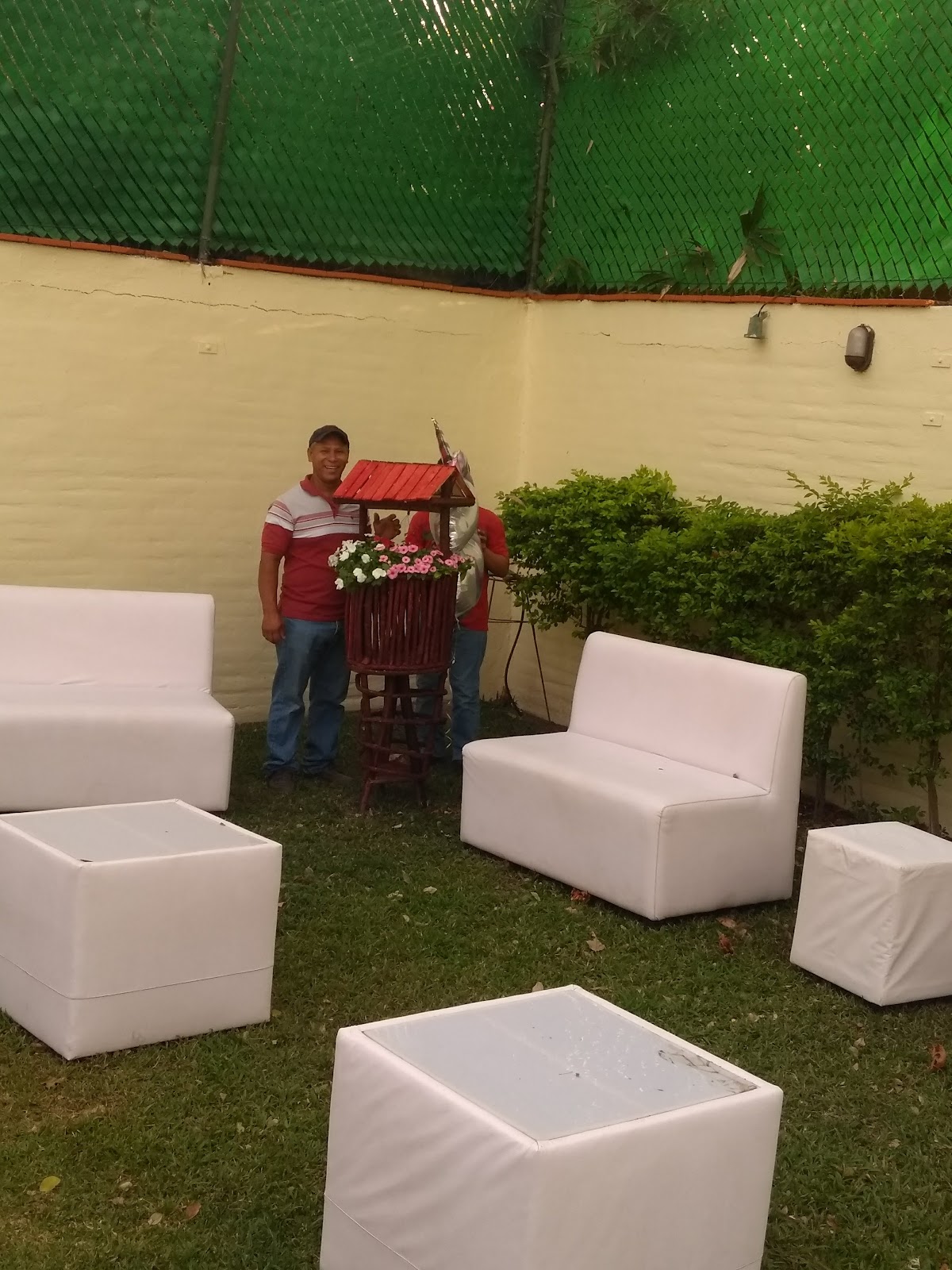 leetx-google-photo-48377-8 leetx-google-photo-48377-8