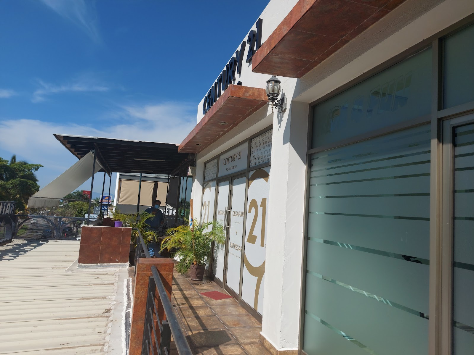 leetx-google-photo-78423-4 leetx-google-photo-78423-4